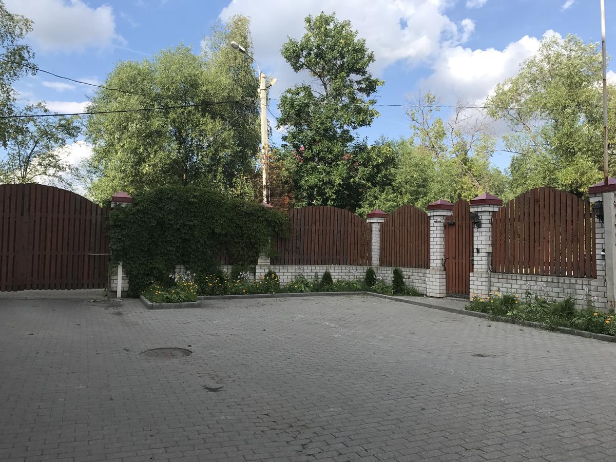 Dva Kryla Inn Yaroslavl Exterior foto